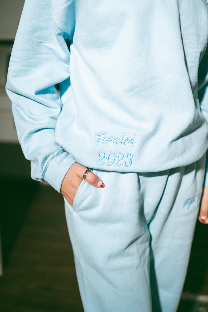 THE SOUTHERN SKY CREWNECK