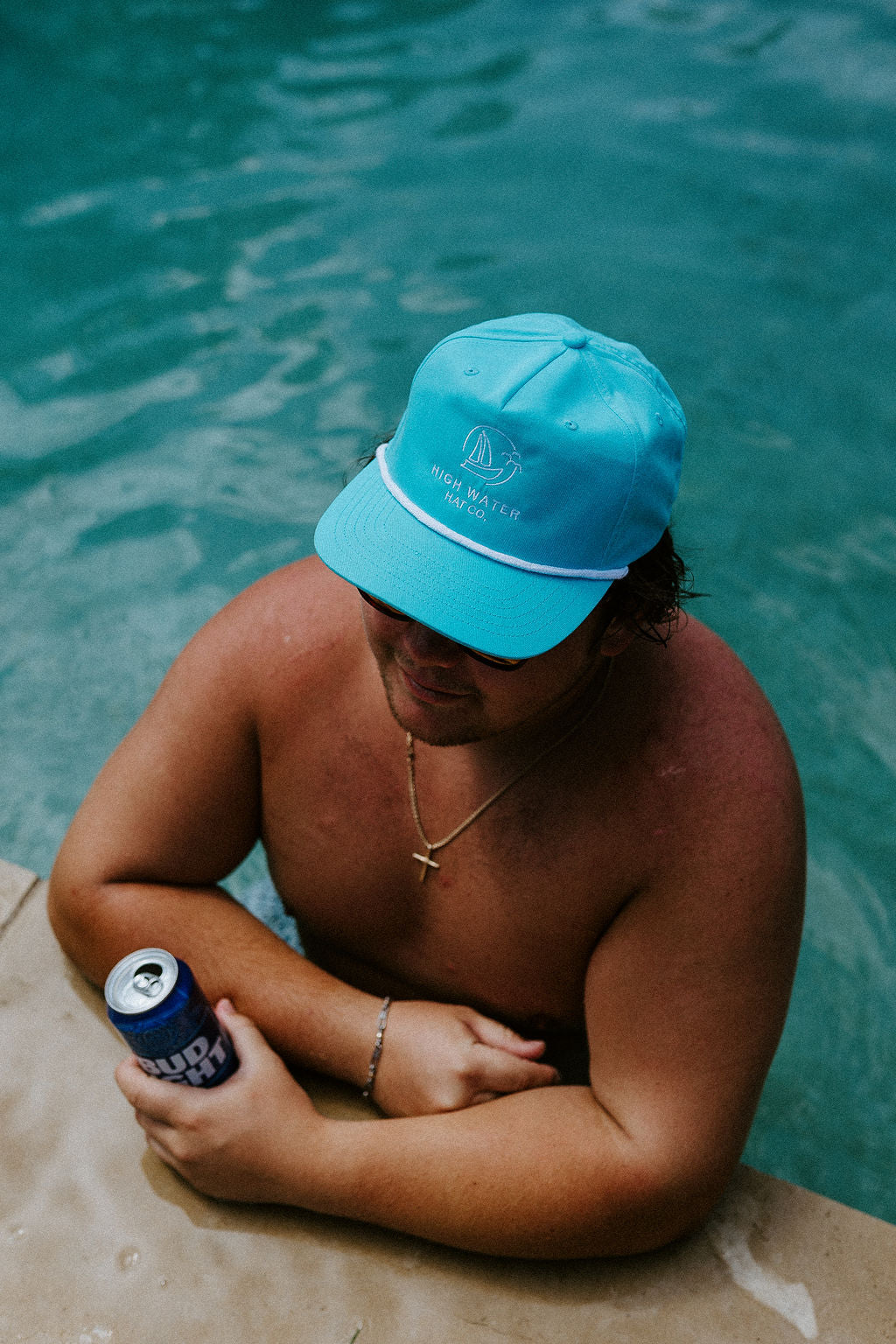YACHT CLUB