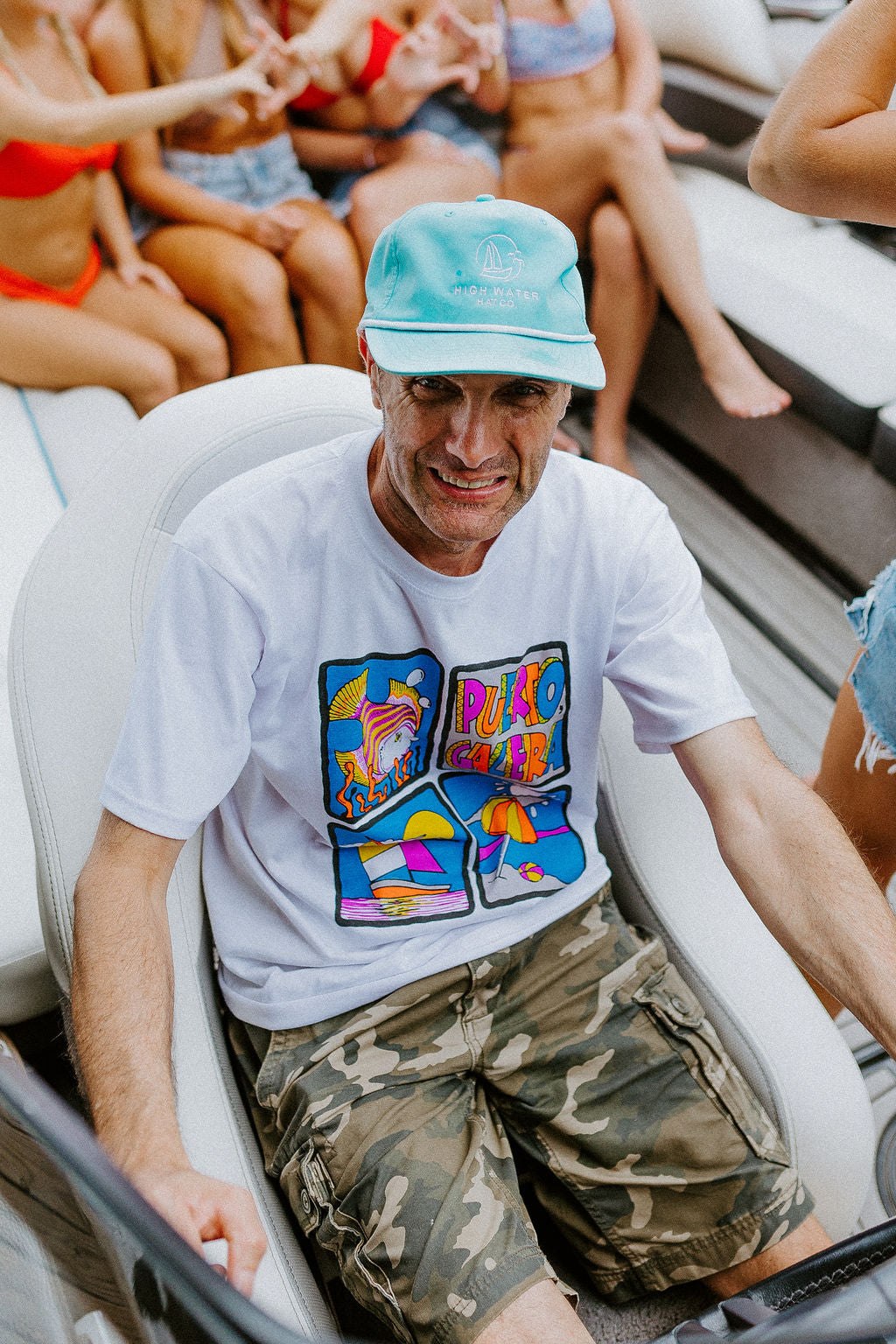 YACHT CLUB
