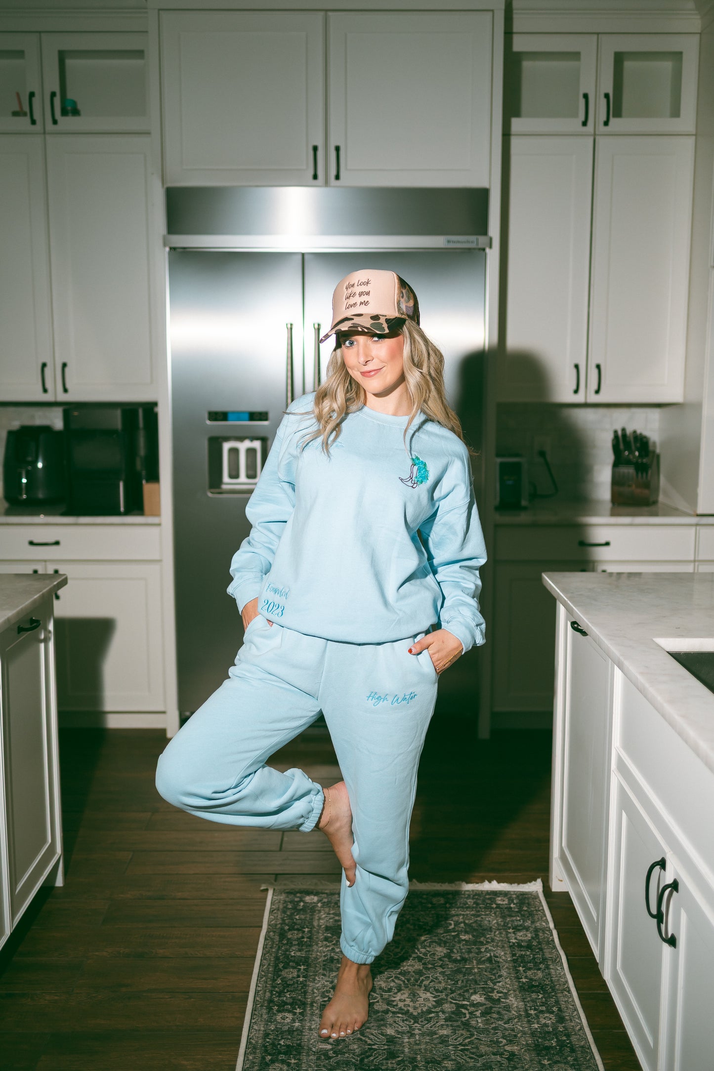 THE SOUTHERN SKY CREWNECK