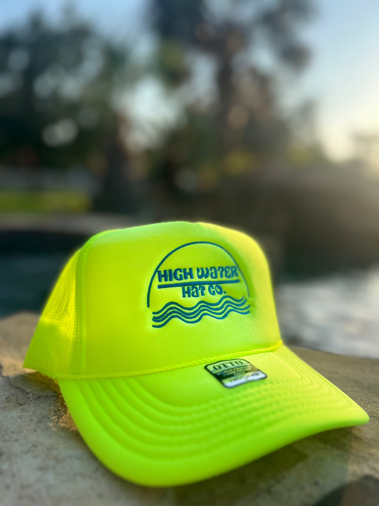 SUNSHINE SPLASH